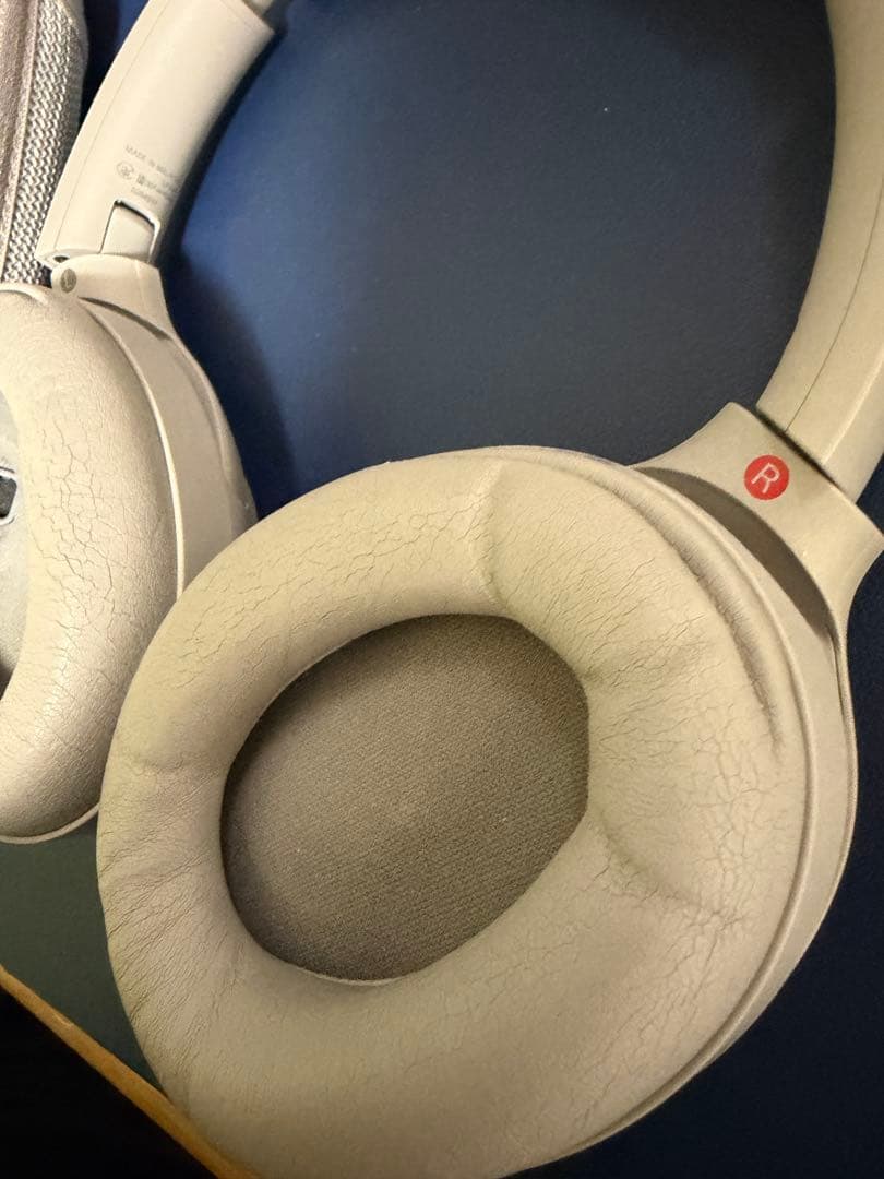 SONY ワイヤレスノイズキャンセリングステレオヘッドセットWH-1000XM4