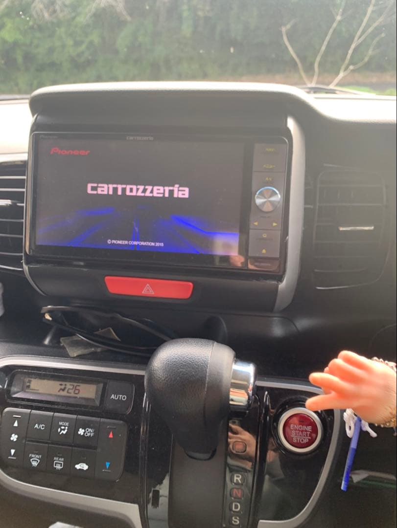 カロッツェリア　サイバーナビ　AVIC-ZH0999W７型ワイドナビ