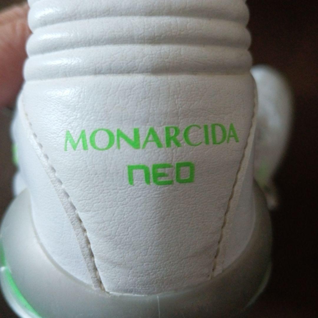 まぁMizuno MONARCIDA NEO 3PROサッカーシューズ