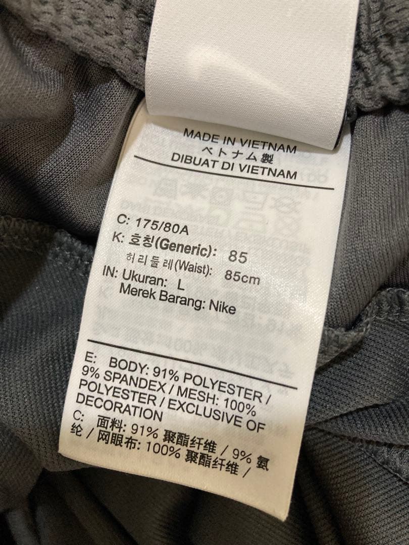 た*い様 美品NIKE浦和レッズ支給3/4パンツL(2022練習7分丈トレーニン