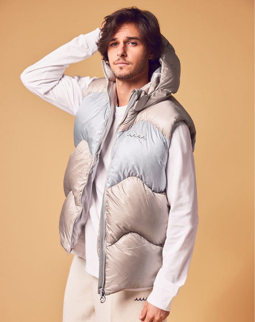 5番M 新品定価68200円　ムータマリンゴルフ　メンズ　ダウンベスト