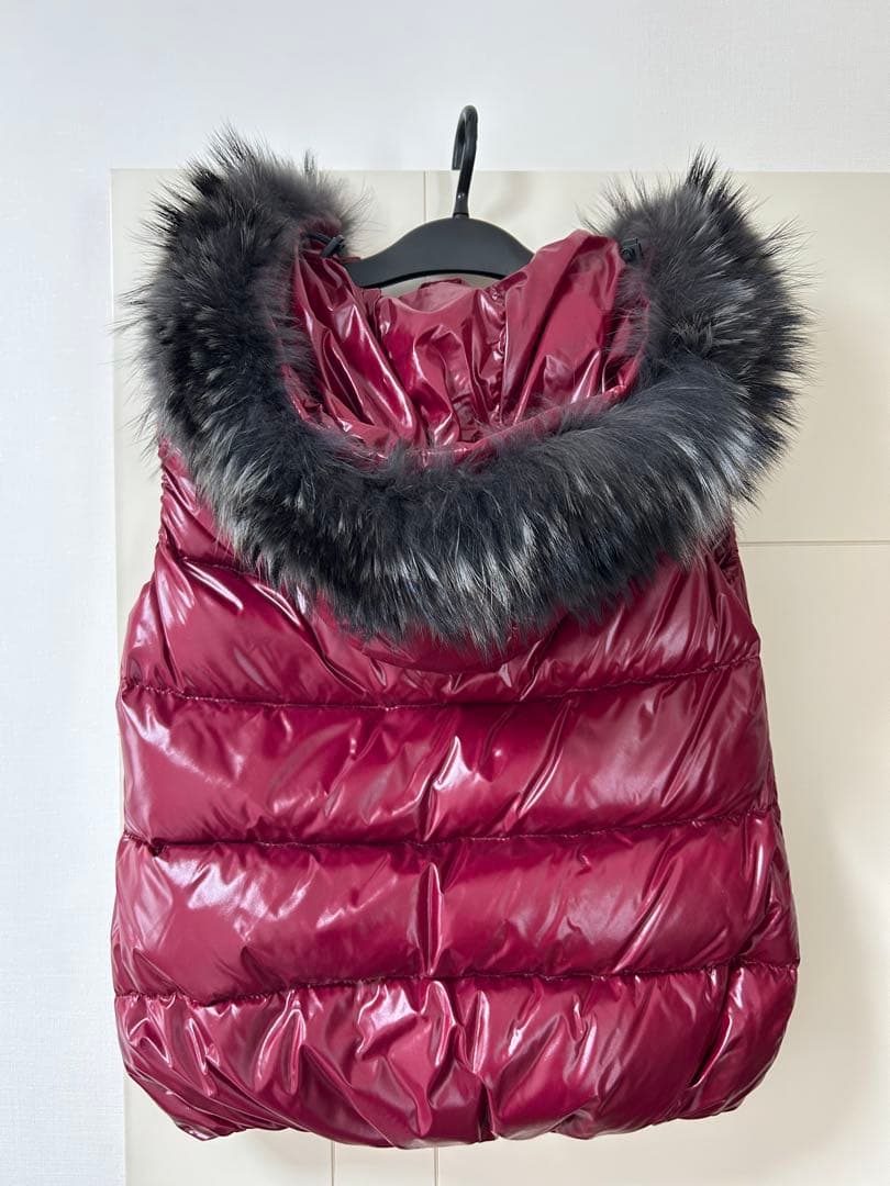 デュベティカダウンベスト42サイズ