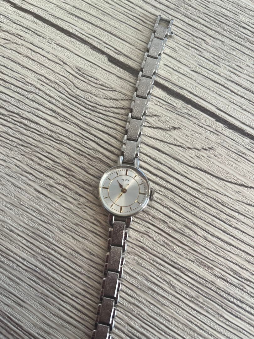 値下げ‼️【美品】agete ラウンドフェイスウォッチ ゴールド