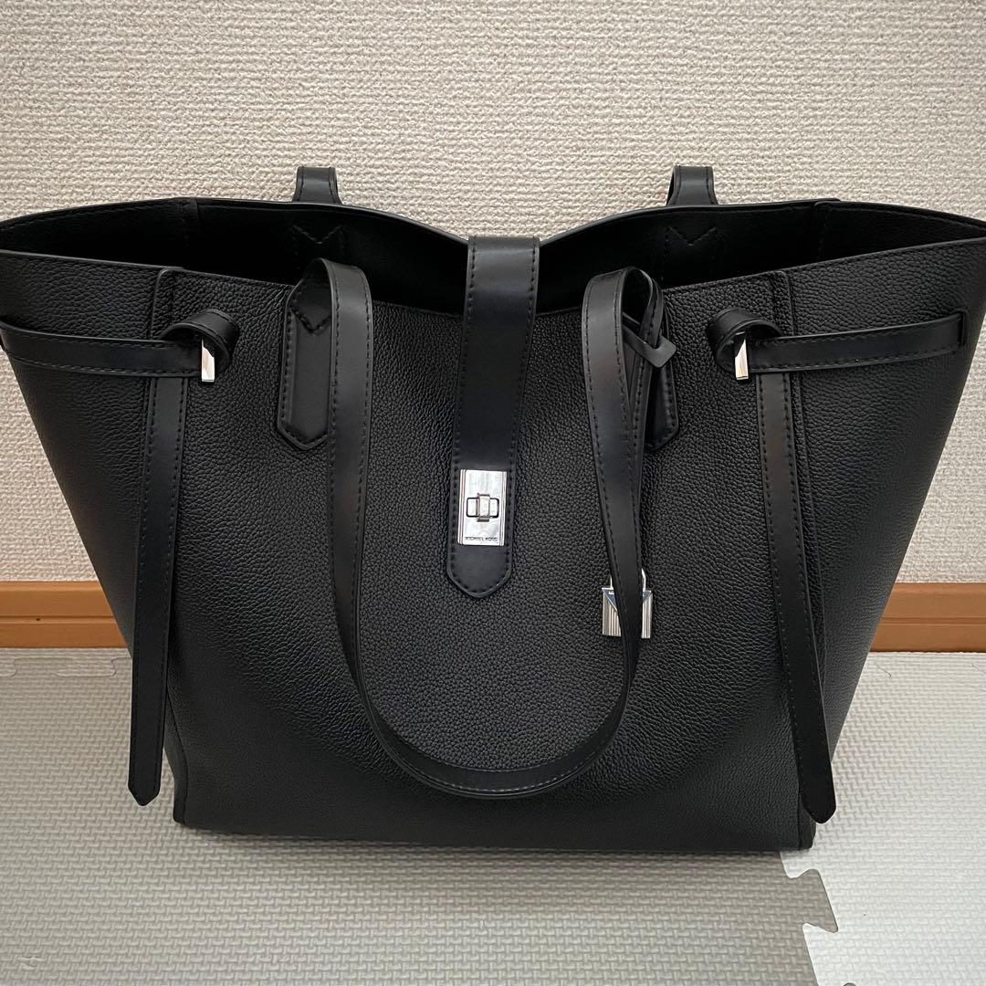 いろはさま専用:MICHAEL KORS ブラックトートバッグ