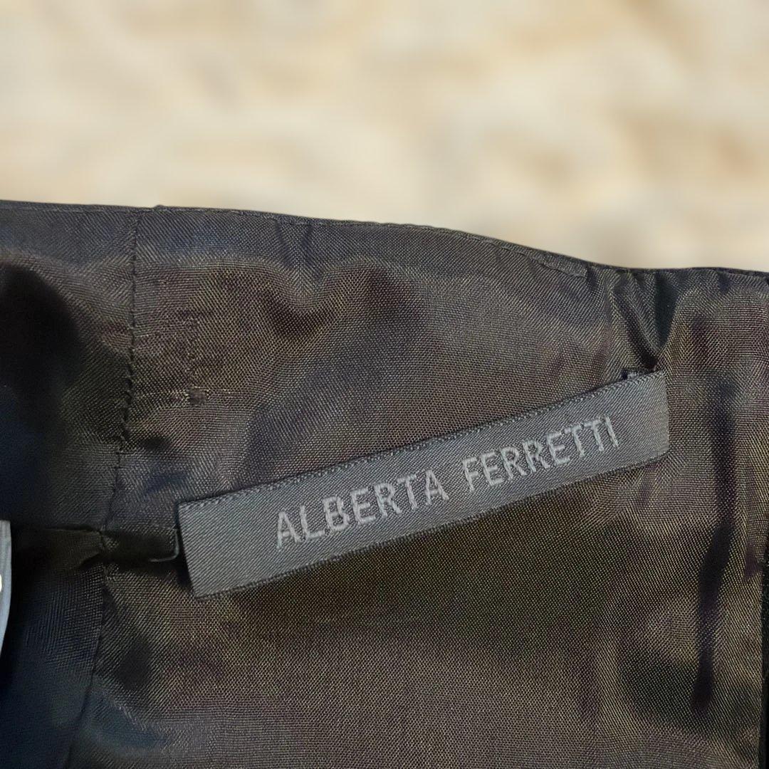 【新品タグ付】a Ferretti イタリア製　定価7万円　スカート