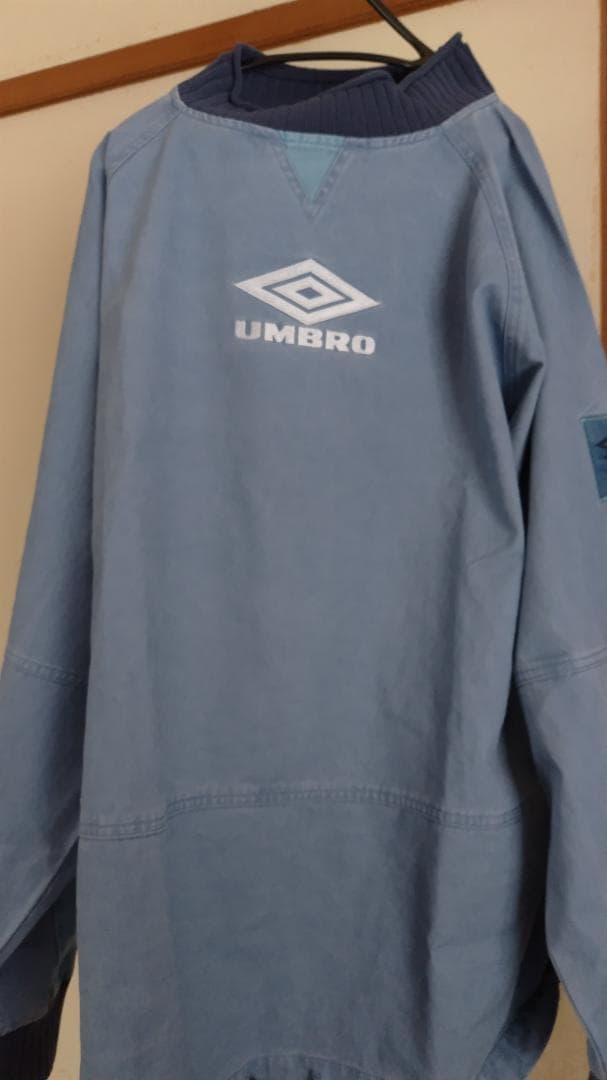 アンブロ umbro ICONIC DRILL TOP