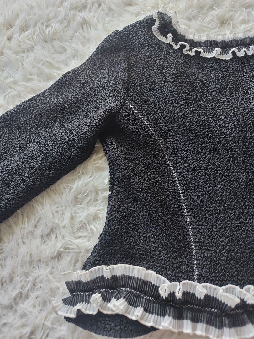 美品✨️ノコオーノ ノーカラージャケット カーディガン　ビジュー フリル