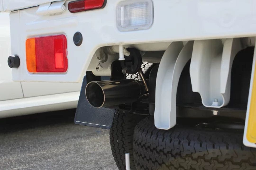 新 キャリー トラック 3BD-DA16T 後期モデル仕様 1本出しマフラー