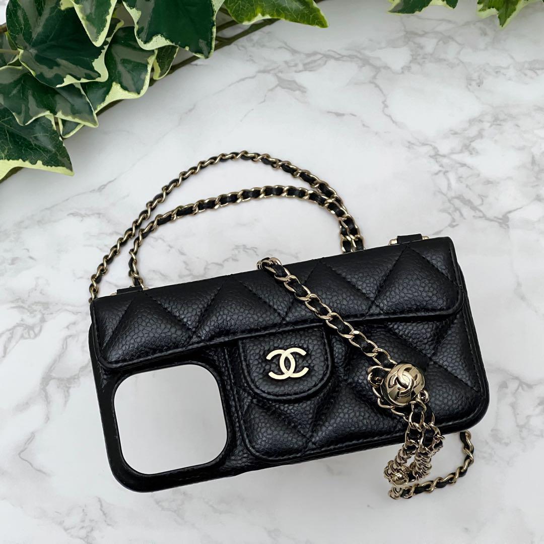 シャネル マトラッセ キャビアスキン iPhone15Proケース カードケース