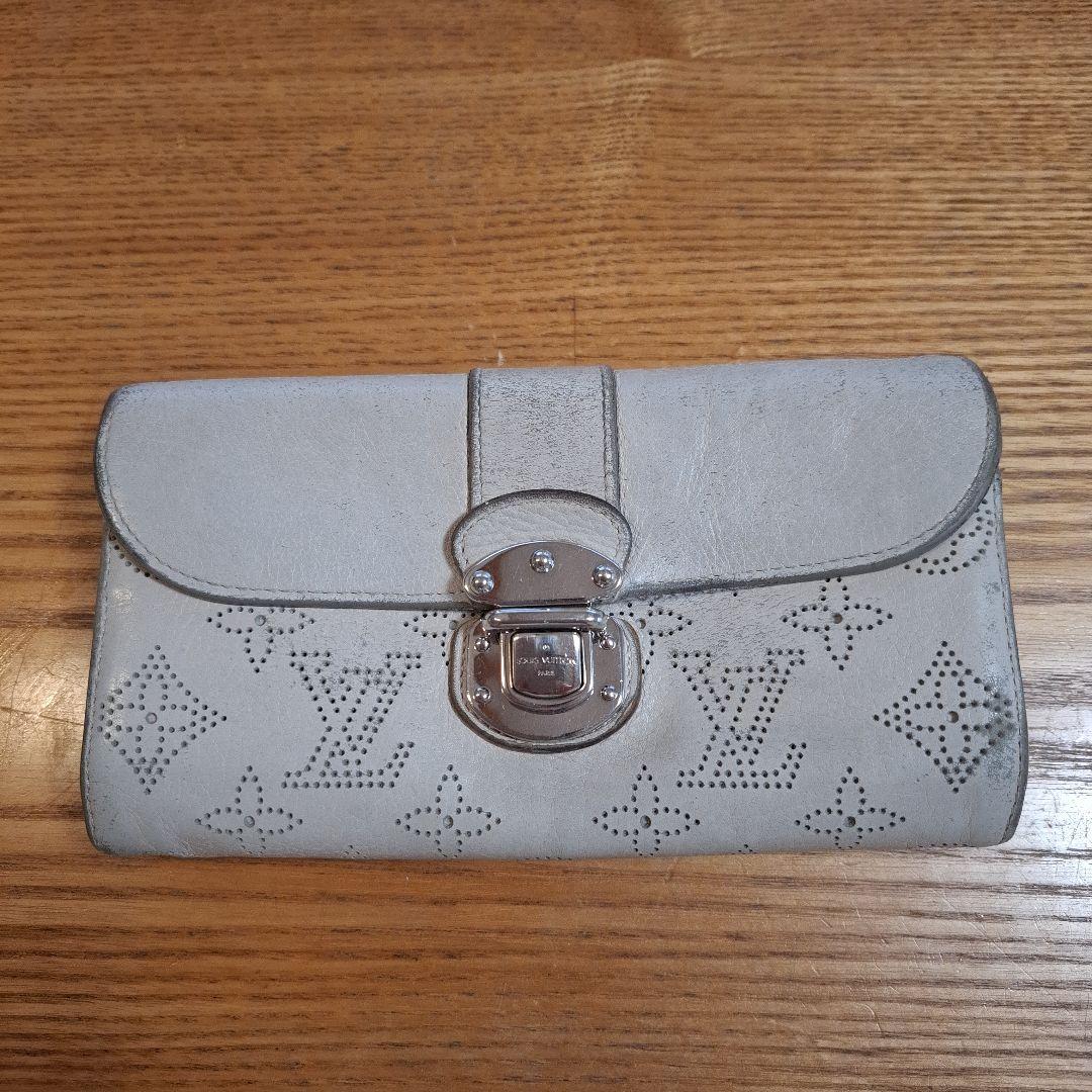 川*秀様 Louis Vuitton マヒナ長財布