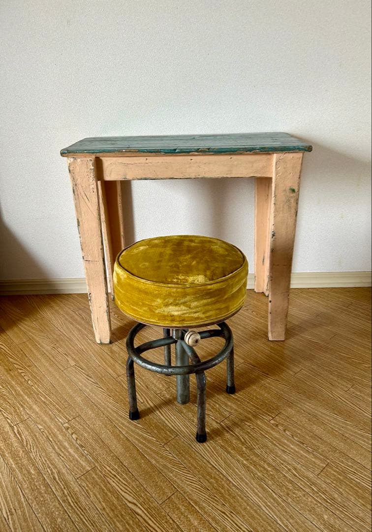 フランスヴィンテージ ベロアのスツール 回転丸椅子