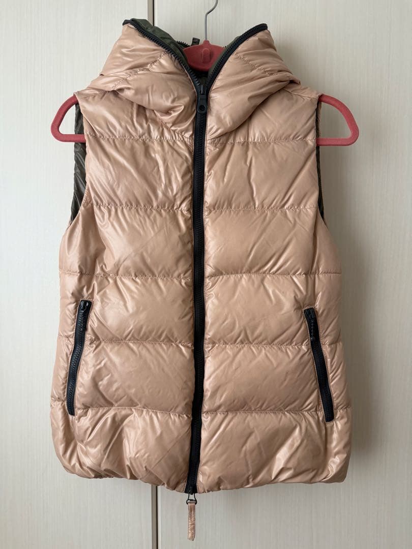 ☘️DUVETICA フード付きダウンベスト ベージュサイズ40