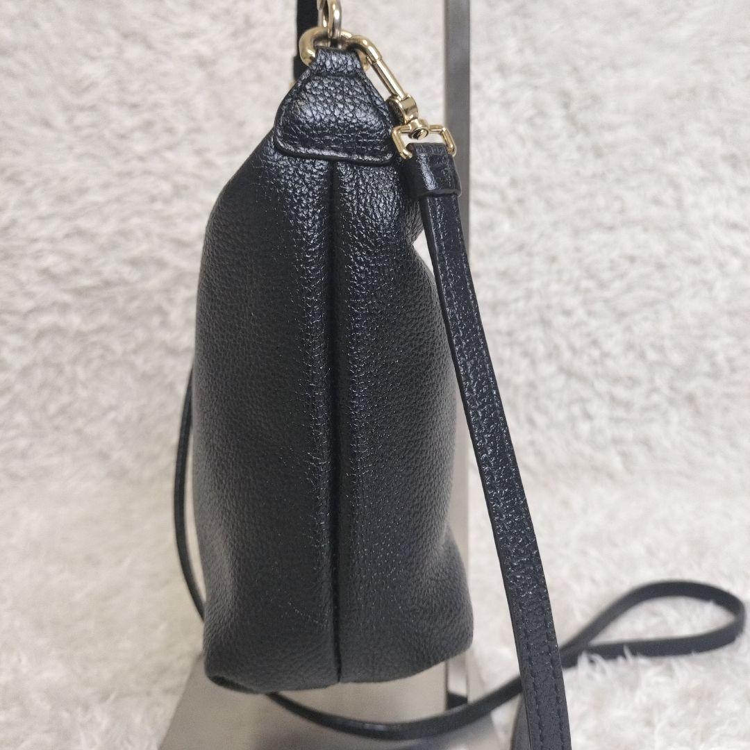 美品 フルラ ソフィー 2way ショルダーバッグ ブラック ハンド 金具ポーチ