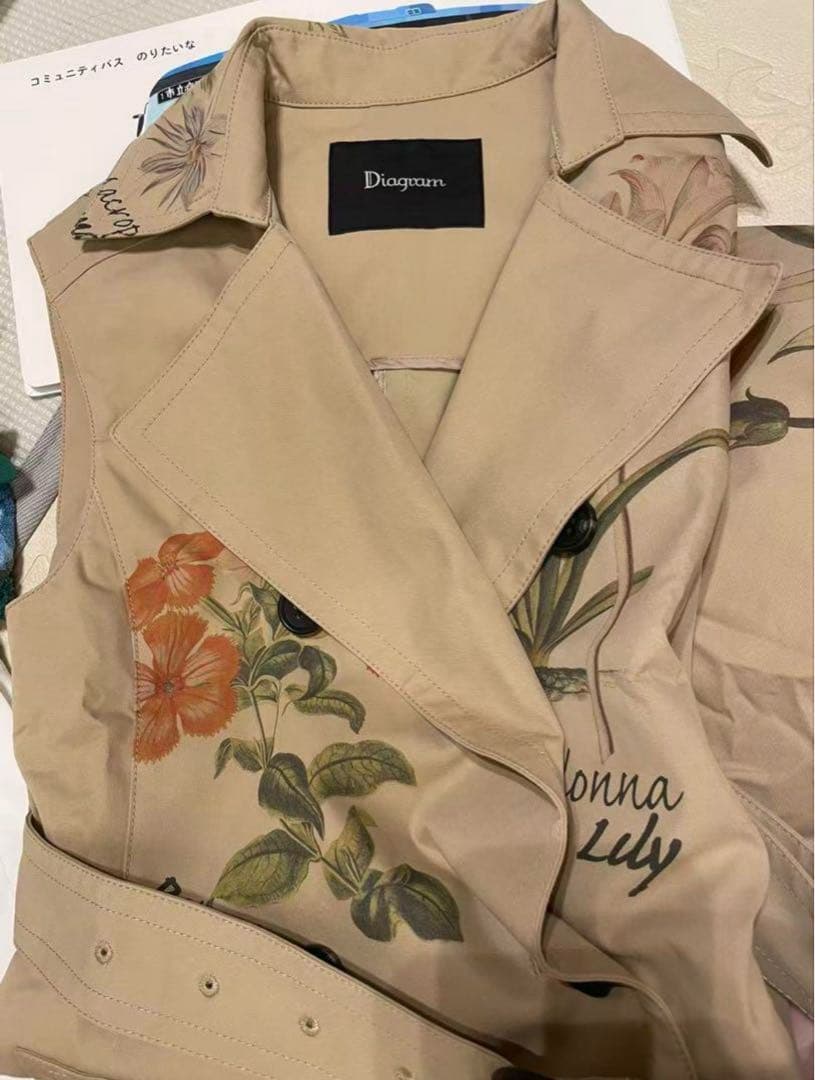 GRACE CONTINENTAL プリントトレンチワンピース