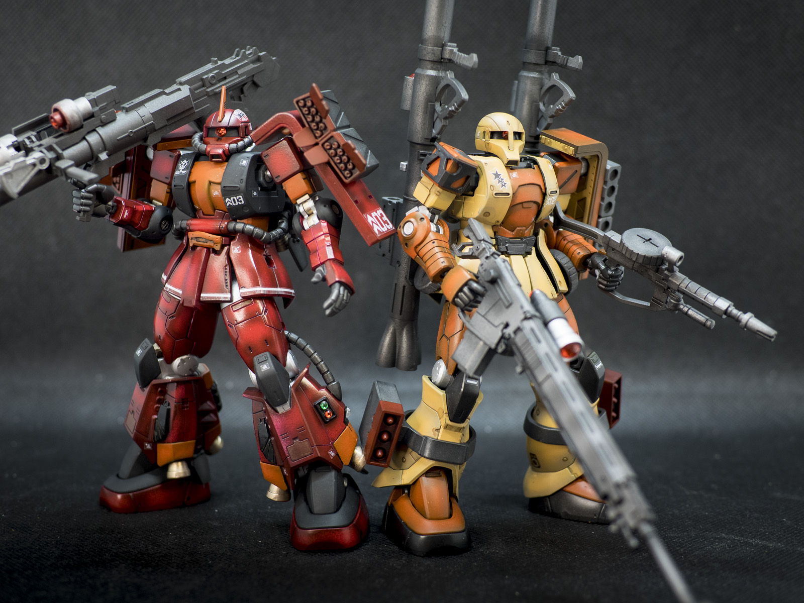 Bandai 1/144 HG MS-06R-1A Zaku 2 High Mobility Type (Origin Ver