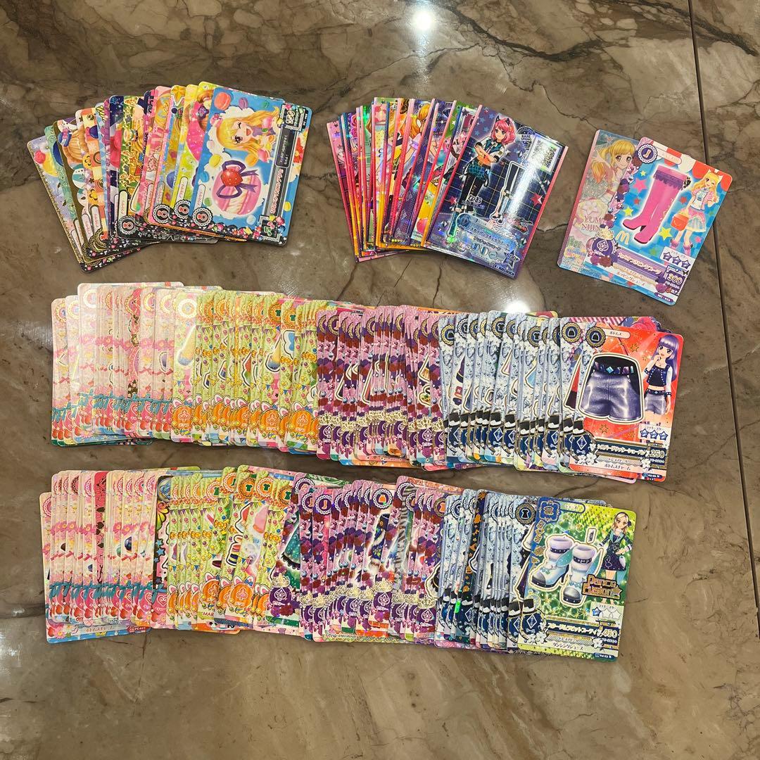⭐️アイカツカード⭐️ 約250枚‼️ 学生証　まとめ売り 初代アイカツカード まとめ売り 学生証あり 値下げ交渉⭕️ - メルカリ